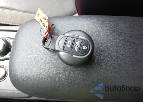 2016 Mini Clubman Cooper from USA, damaged, VIN WMWLN5C52G2B28158